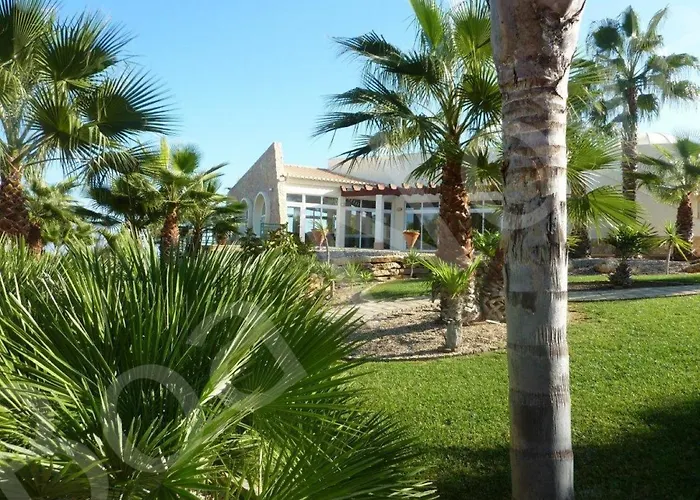 Boa Nova 32-6 Carvoeiro (Lagoa)